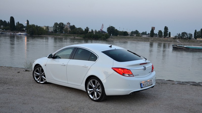 1301teszt/malibuinsignia/g_malibu_insignia_a (11)_medium.JPG